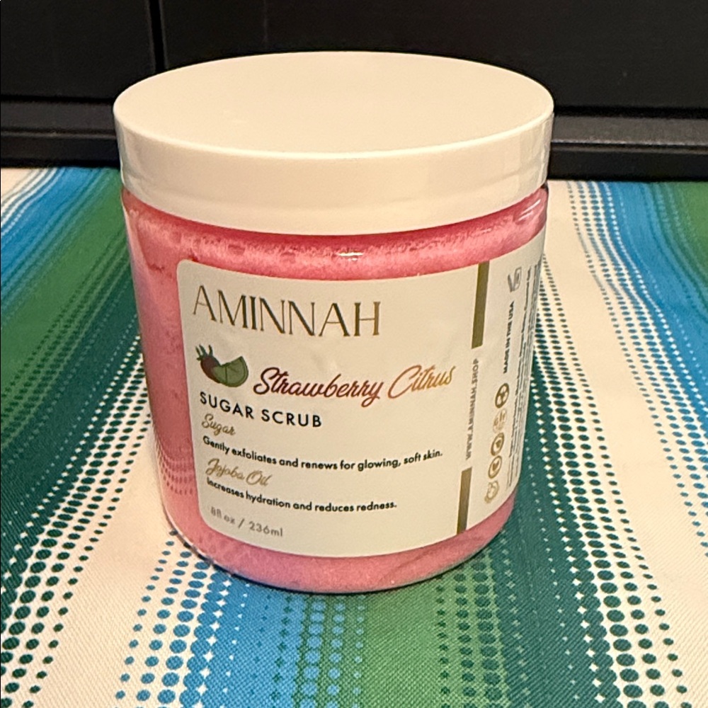 Aminnah Strawberry Citrus Sugar Scrub - Pink